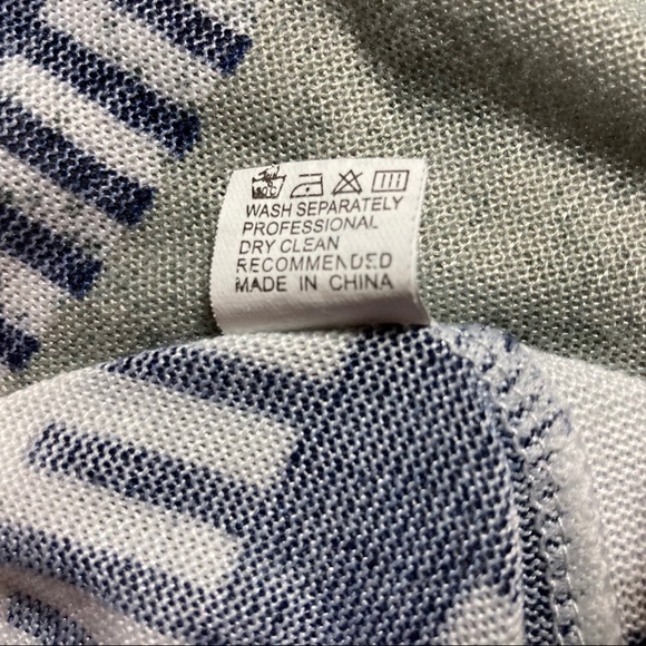 Lightweight Patterned Cardigan - Picture 5 of 12